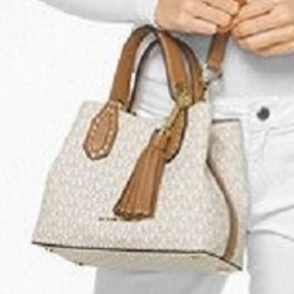 *$189 *NEW* MICHAEL KORS Brooklyn Small Logo Satch - Picture 3 of 4